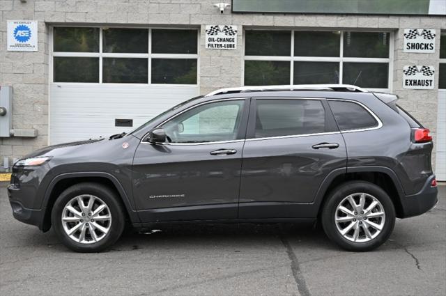 used 2015 Jeep Cherokee car, priced at $16,495