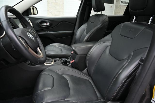 used 2015 Jeep Cherokee car, priced at $16,495