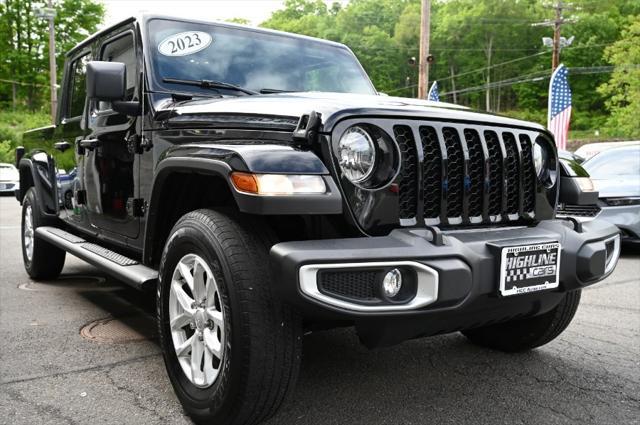 used 2023 Jeep Gladiator car, priced at $28,995