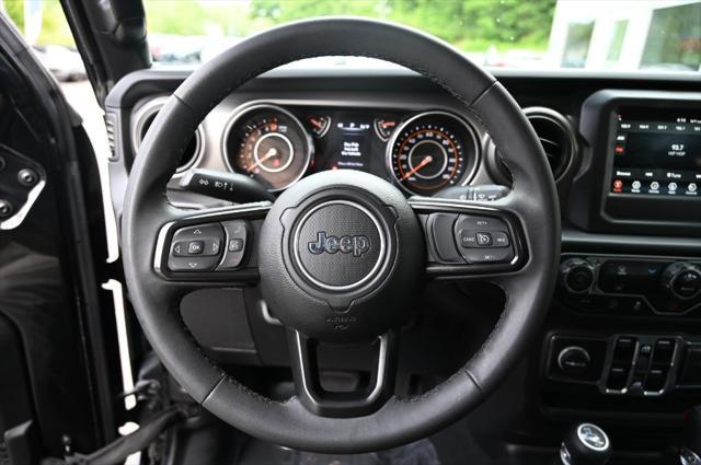 used 2023 Jeep Gladiator car, priced at $28,995