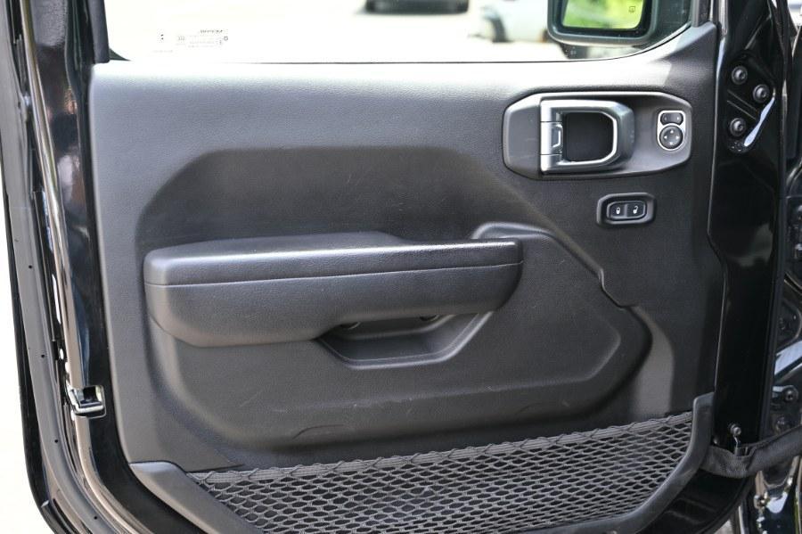 used 2023 Jeep Gladiator car, priced at $28,995