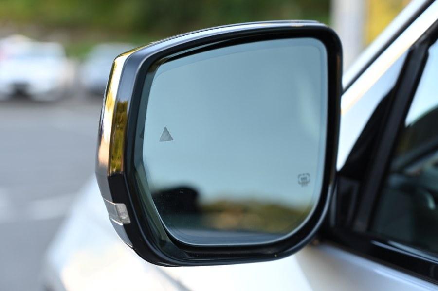 used 2024 Jeep Grand Cherokee L car, priced at $32,995