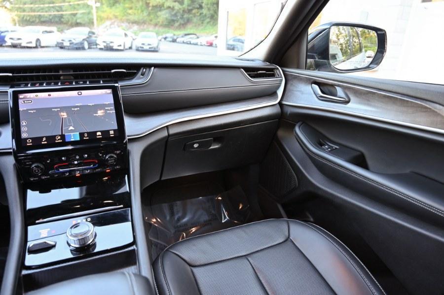 used 2024 Jeep Grand Cherokee L car, priced at $32,995