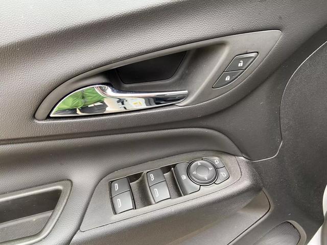 used 2023 Chevrolet Equinox car, priced at $23,900