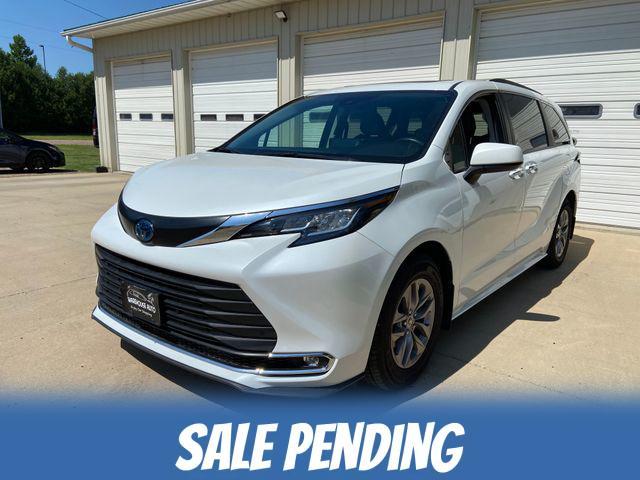 used 2022 Toyota Sienna car, priced at $42,900