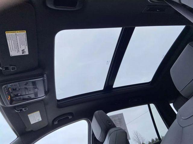 used 2023 Cadillac XT6 car, priced at $39,800
