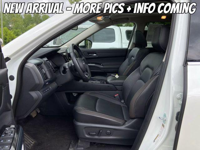 used 2023 Nissan Pathfinder car, priced at $35,900