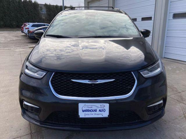 used 2022 Chrysler Pacifica car, priced at $28,900