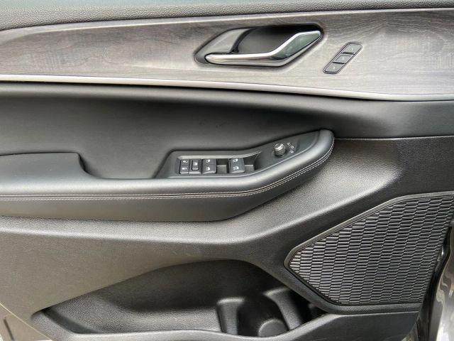 used 2024 Jeep Grand Cherokee L car, priced at $36,800