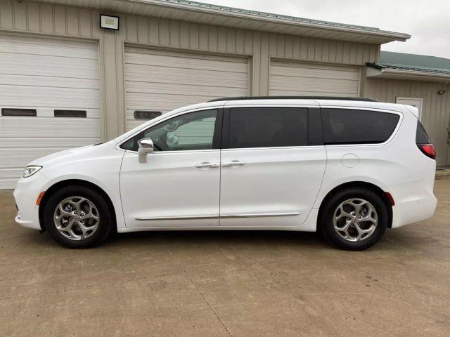 used 2022 Chrysler Pacifica car, priced at $28,900