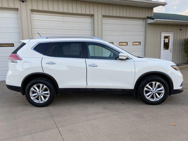 used 2016 Nissan Rogue car, priced at $13,900