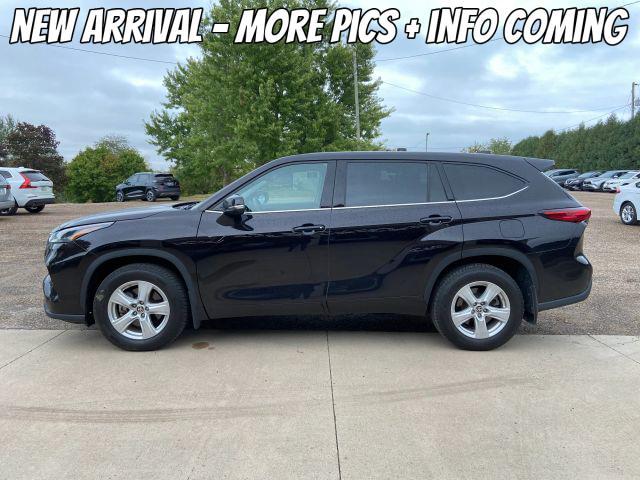 used 2021 Toyota Highlander car, priced at $24,800