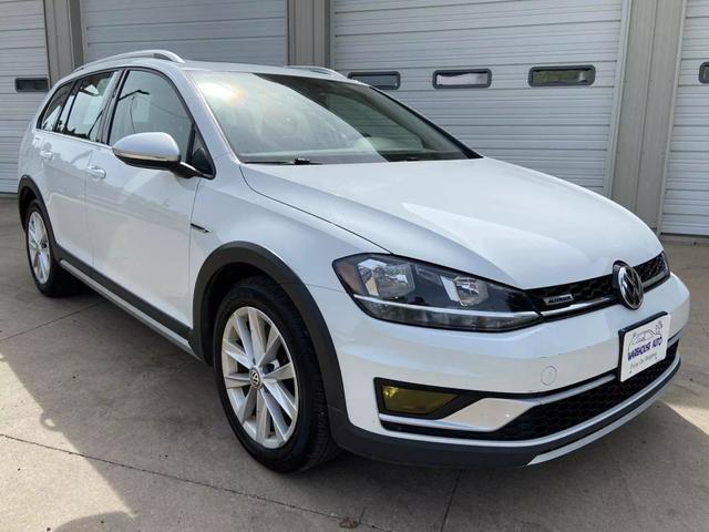 used 2019 Volkswagen Golf Alltrack car, priced at $26,800