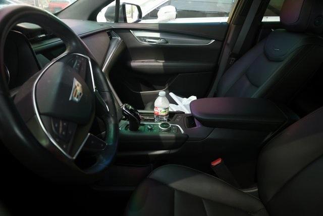 used 2021 Cadillac XT5 car, priced at $25,554