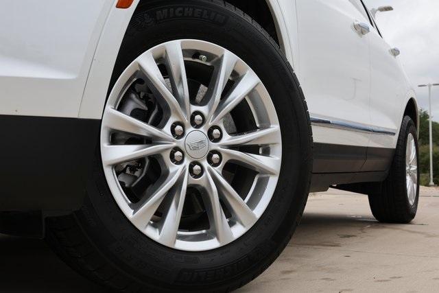 used 2024 Cadillac XT5 car, priced at $34,877