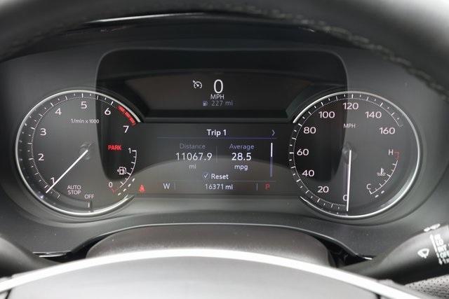 used 2024 Cadillac XT5 car, priced at $34,877