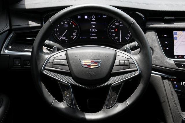 used 2024 Cadillac XT5 car, priced at $46,217