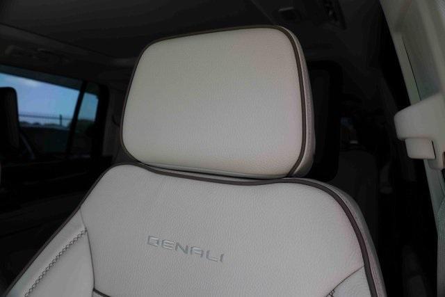 used 2024 GMC Yukon XL car, priced at $73,368