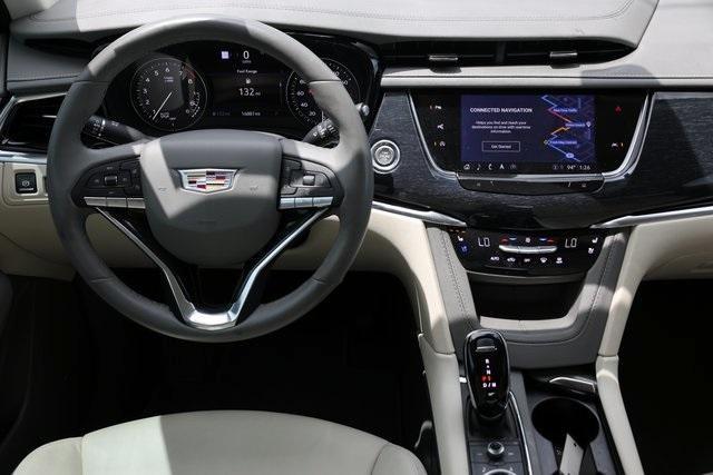 used 2024 Cadillac XT6 car, priced at $44,382