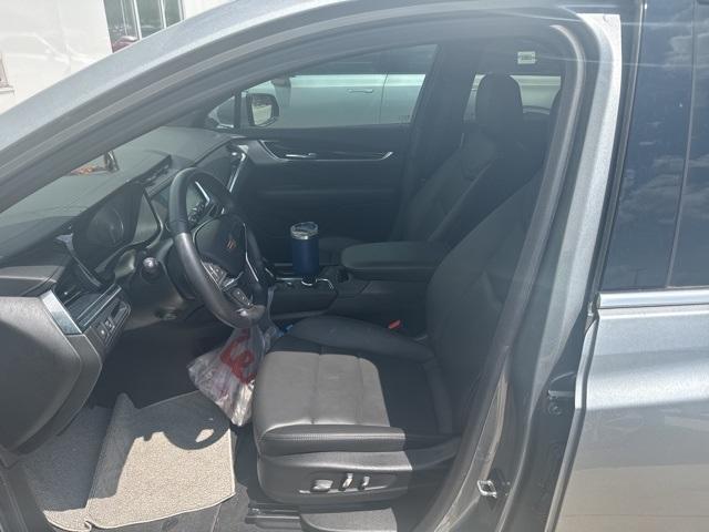 used 2024 Cadillac XT5 car, priced at $46,489