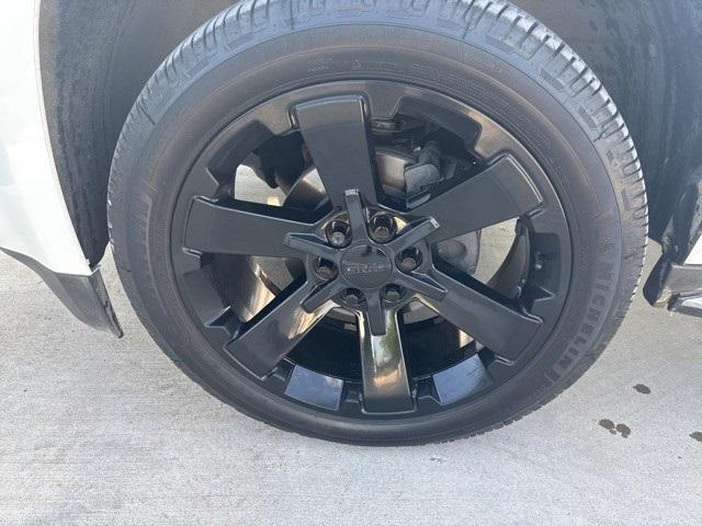 used 2019 GMC Yukon car, priced at $36,889