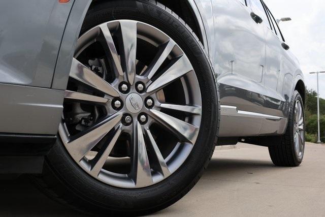 used 2024 Cadillac XT6 car, priced at $47,699