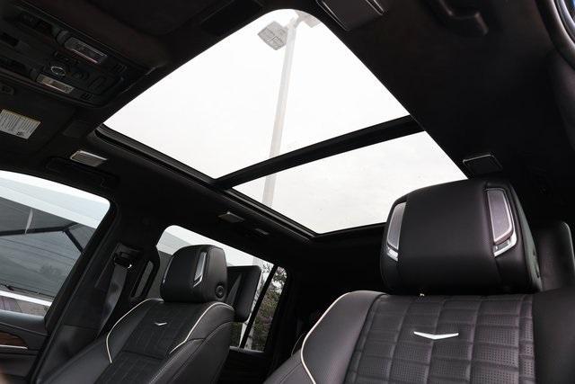 used 2023 Cadillac Escalade ESV car, priced at $84,918