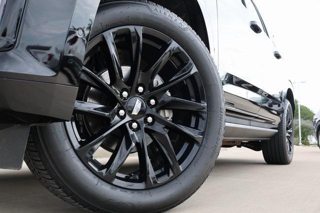 used 2023 Cadillac Escalade ESV car, priced at $84,918