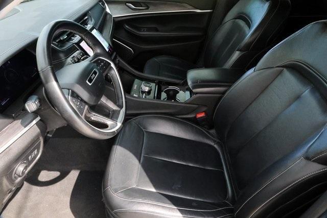 used 2022 Jeep Grand Cherokee car, priced at $28,890