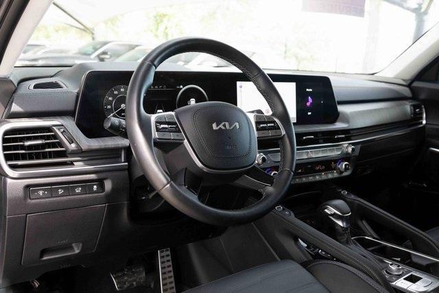 used 2023 Kia Telluride car, priced at $40,172