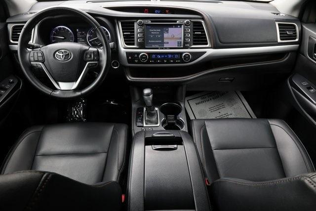 used 2019 Toyota Highlander car, priced at $21,729