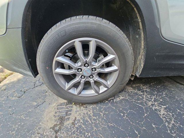 used 2024 GMC Terrain car, priced at $26,106