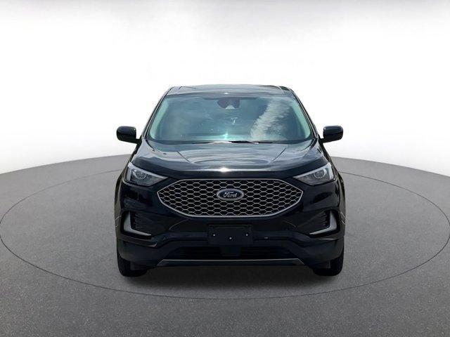 used 2024 Ford Edge car, priced at $24,970