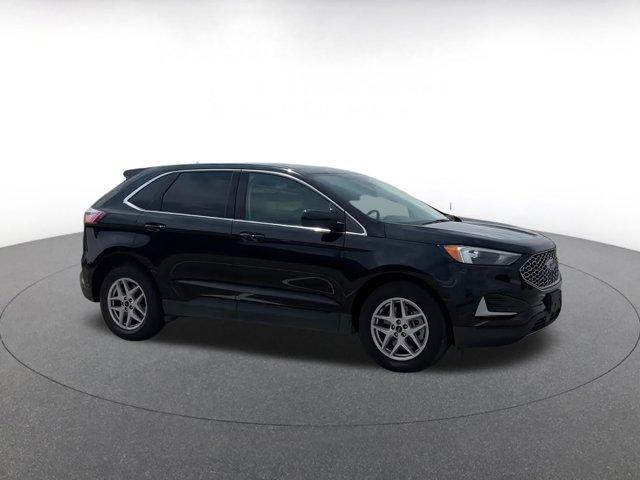 used 2024 Ford Edge car, priced at $24,970