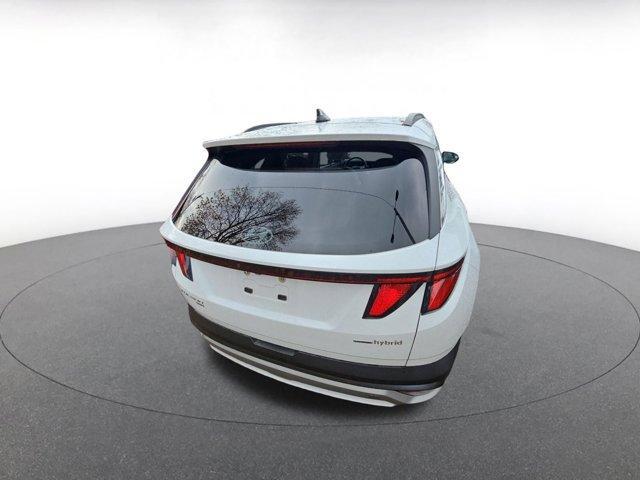 used 2025 Hyundai TUCSON Hybrid car, priced at $26,600