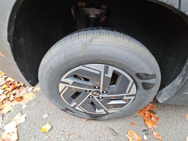 used 2025 Hyundai TUCSON Hybrid car, priced at $25,900