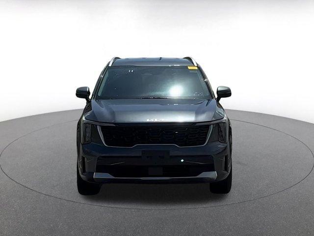 used 2024 Kia Sorento car, priced at $27,594