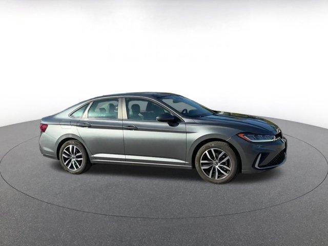 used 2025 Volkswagen Jetta car, priced at $20,886