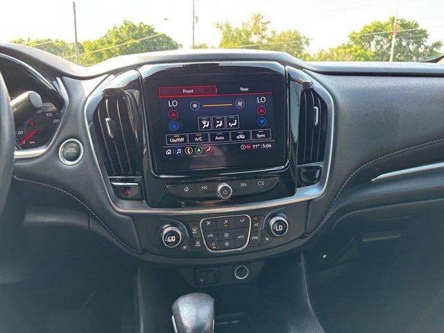 used 2022 Chevrolet Traverse car, priced at $28,001