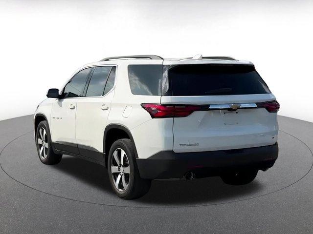 used 2022 Chevrolet Traverse car, priced at $28,001