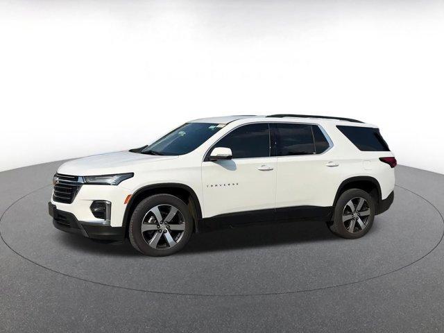 used 2022 Chevrolet Traverse car, priced at $28,001