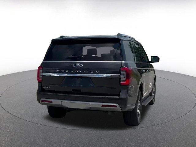 used 2024 Ford Expedition car, priced at $54,060