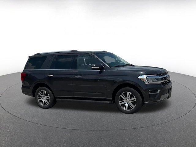 used 2024 Ford Expedition car, priced at $54,060