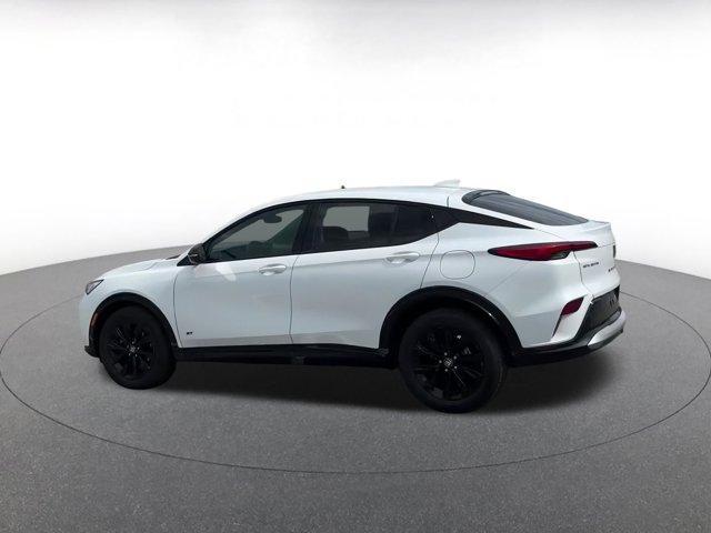 used 2025 Buick Envista car, priced at $26,054