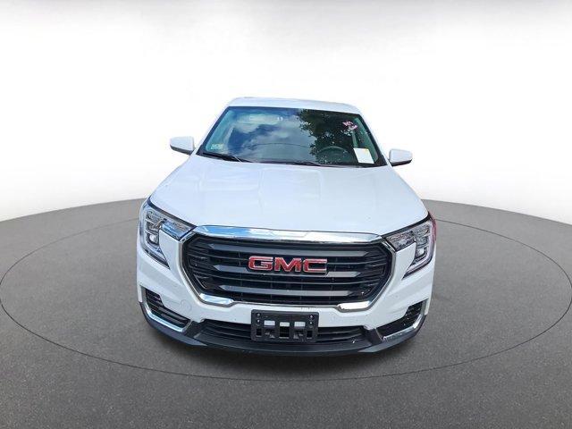 used 2024 GMC Terrain car, priced at $23,122