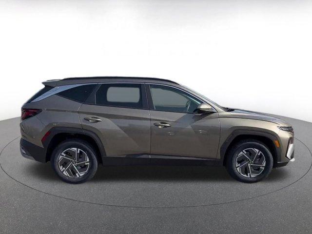 used 2025 Hyundai TUCSON Hybrid car, priced at $26,200