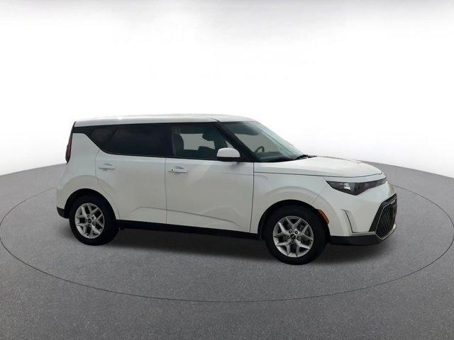 used 2023 Kia Soul car, priced at $17,412