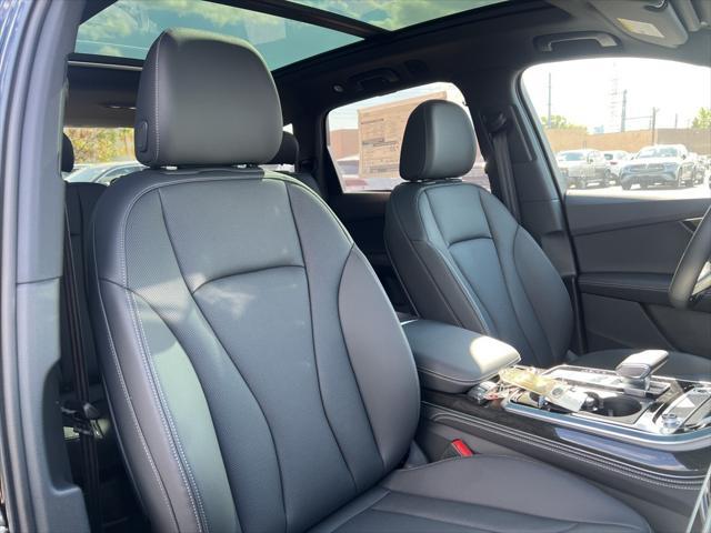 new 2025 Audi Q7 car, priced at $75,800