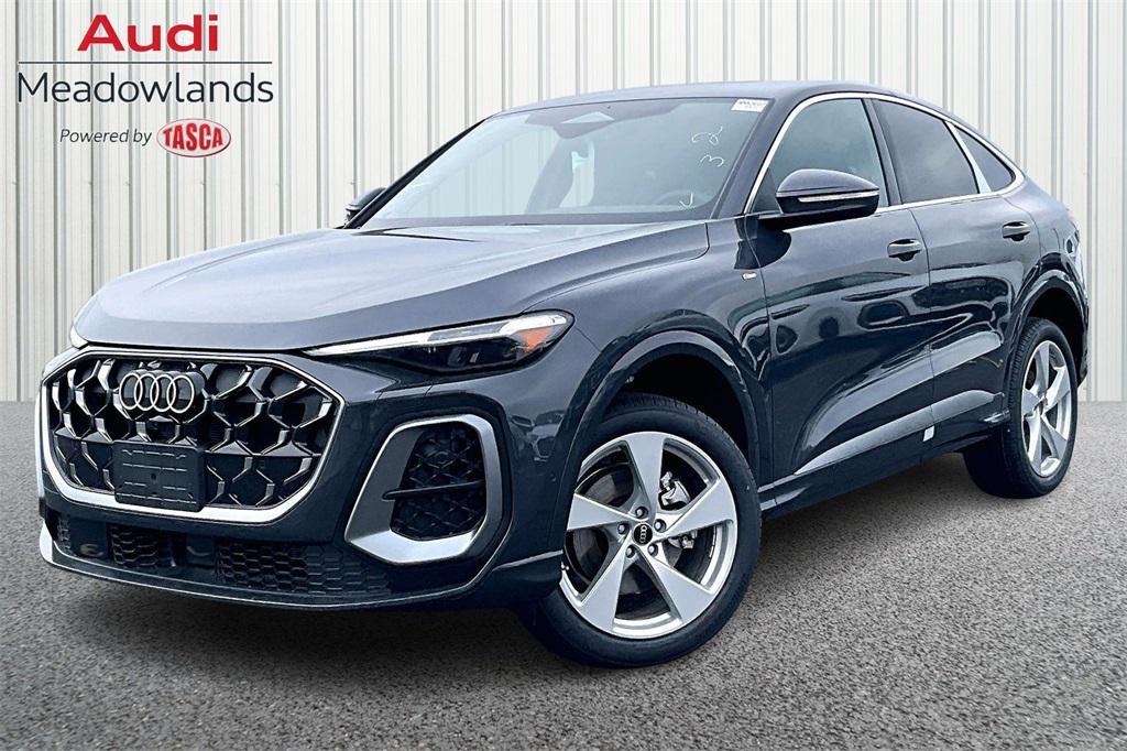 new 2025 Audi Q5 car, priced at $64,180