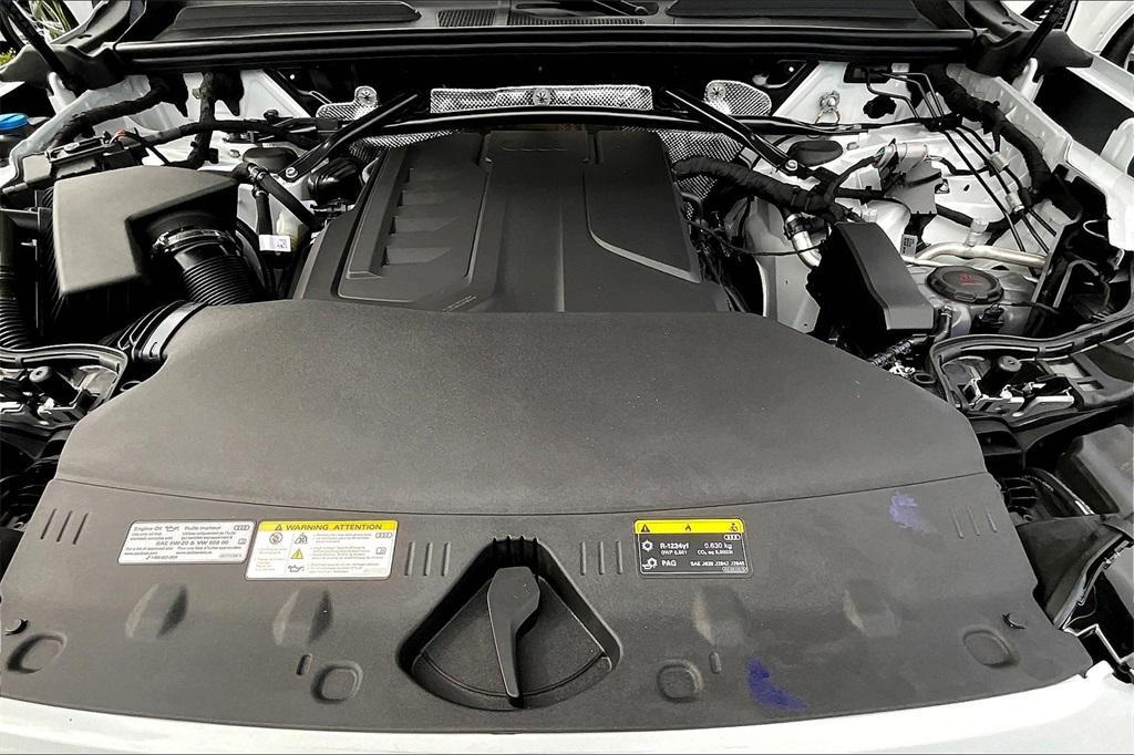 new 2025 Audi Q5 car, priced at $62,080